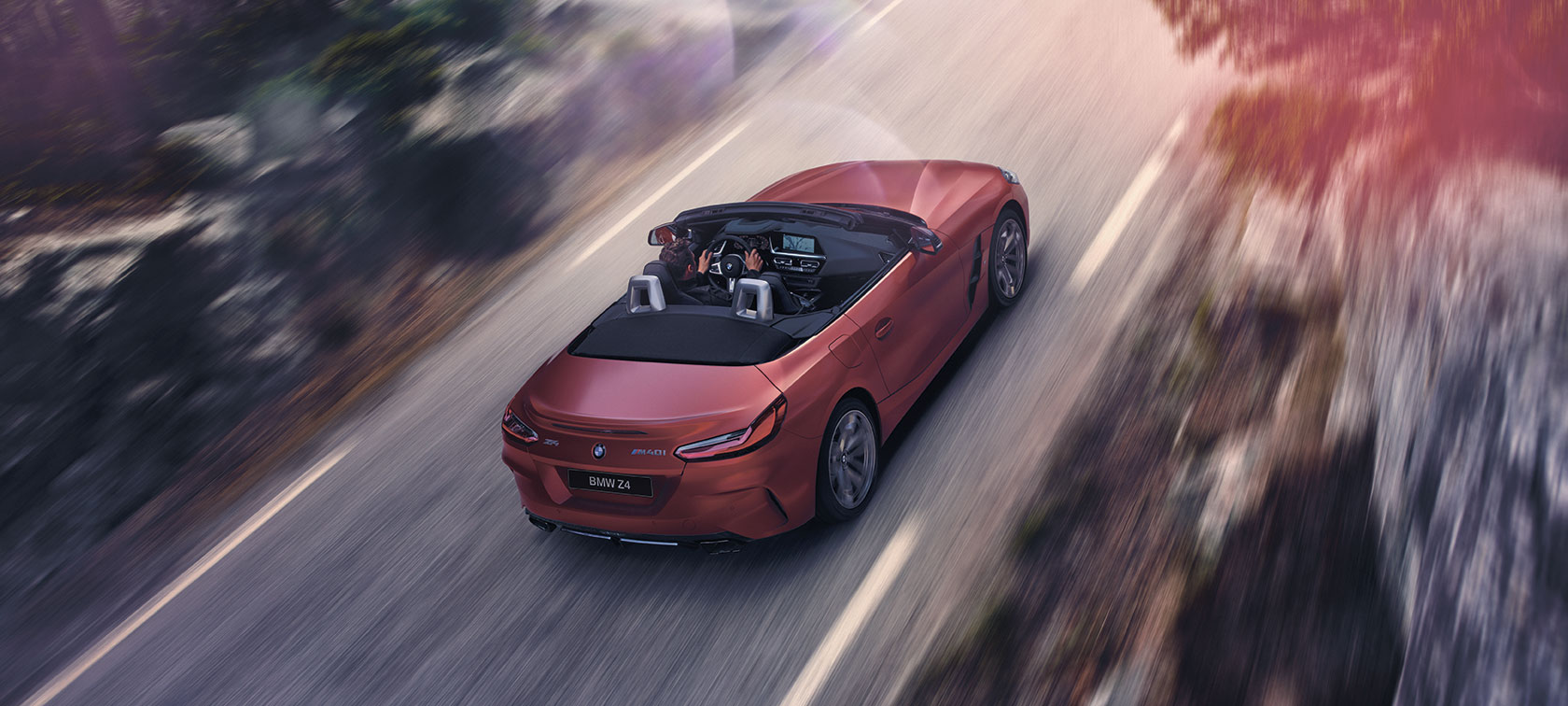 BMW Z4 Roadster, вид сверху BMW Z4 Roadster в движении, вид сверху